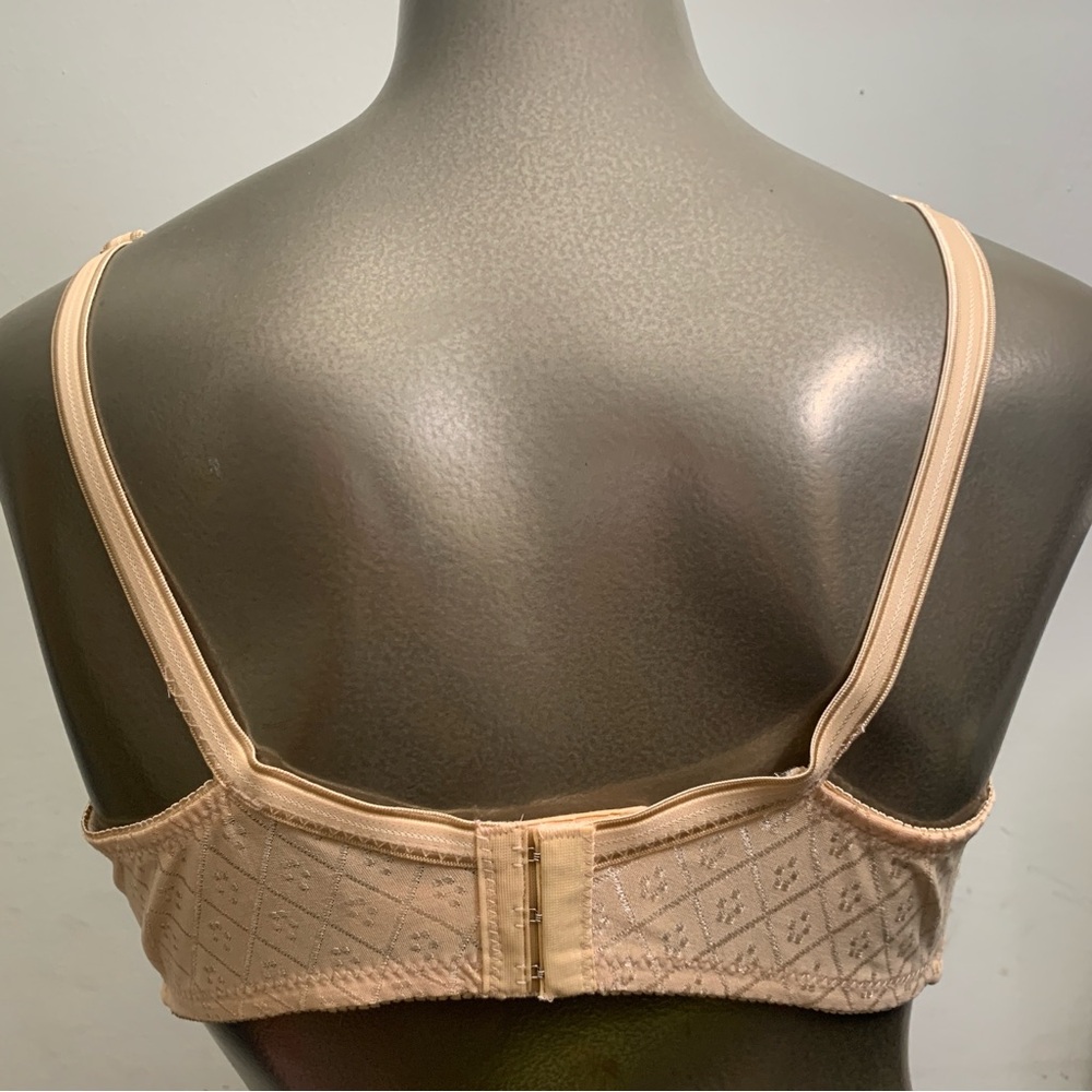 Mamia Beige Bra with Textured Pattern beige bra lightly padded 36C - Picture 3 of 10